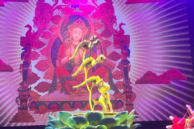 Beijing Red Theater Acrobatic Show with Private Transfer Service - Choosing between the 5:00 pm and 7:00 pm show