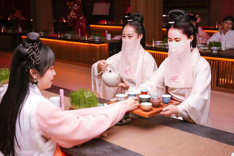 Beijing Royal Dinning Experience with cultural performance - My Booking Advice