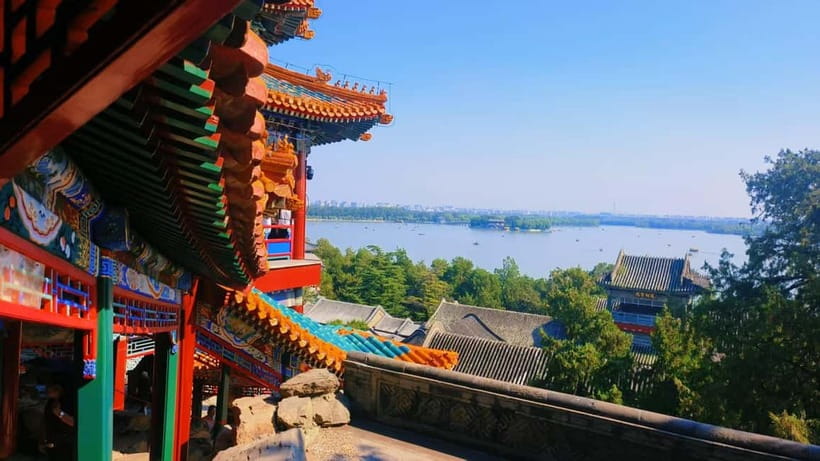 Beijing: Summer Palace Highlight Walking Tour - Buddhist symbolism at the Four Great Regions