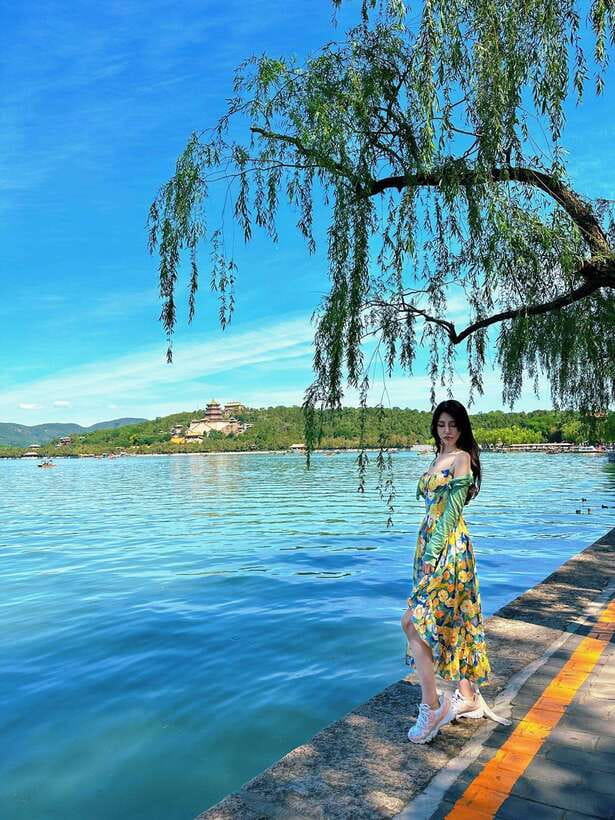 Beijing Summer Palace Ticket Reservation And Optional Items - Getting to the East Gate from central Beijing