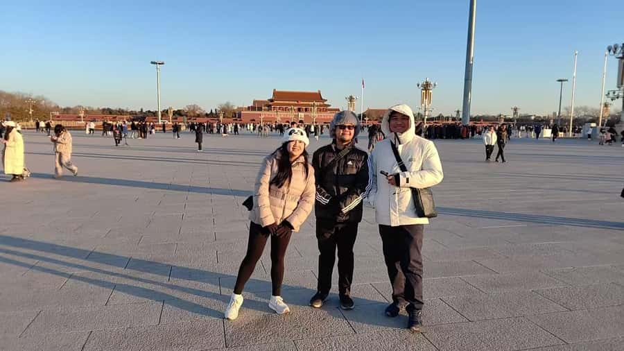 Beijing: Tianmen Square, Forbidden City & Royal Museum Tours - Timing, heat, crowds, and what to carry