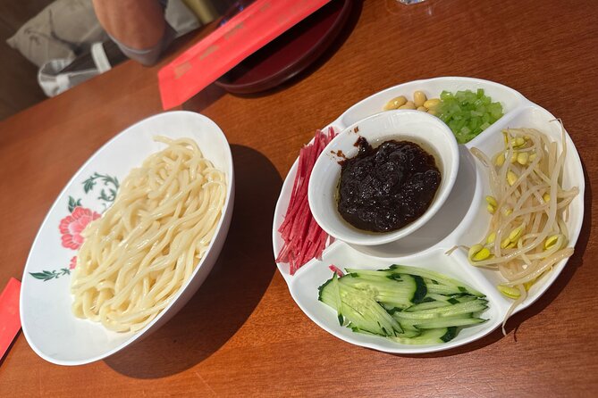 Beijing Walking Food Tour with a Local Friend - Why this Beijing food walk feels personal