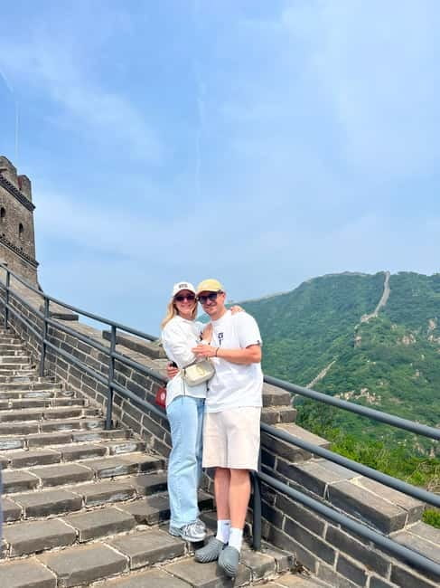 BusDa: Ancient Remnant of the Badaling Great Wall Day Tour - Two hours among old stones and watchtowers