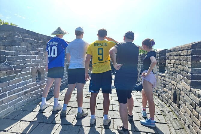 BusDa-Mutianyu Great Wall Sightseeing Full-day Bus Tours - Reaching Mutianyu and getting organized