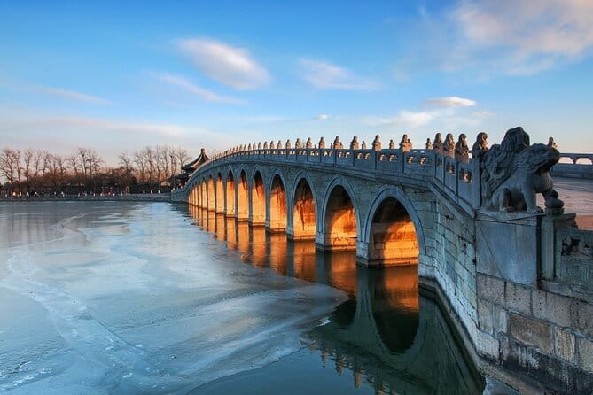 BusDa-Mutianyu Great Wall & Summer Palace Full-Day Group Tour - Four hours among the Mutianyu watchtowers