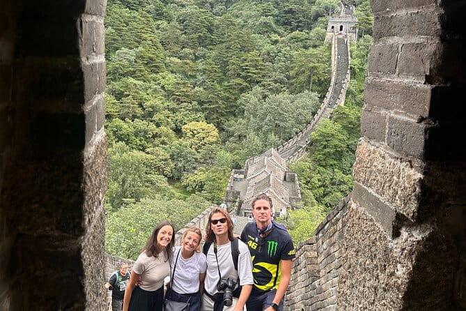 BusDa-Private Day Tours: Forbidden City & Mutianyu Great Wall - The 1.5-hour ride to Mutianyu