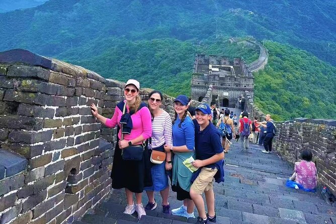 BusDa-Private Mutianyu Great Wall Trip with English Guide - Food, money, and small planning points