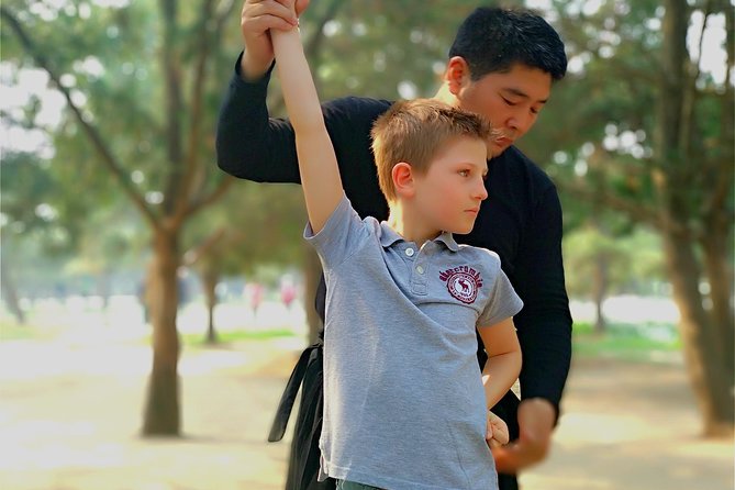 Chinese Kung Fu Experience Class in Beijing - Learning the five-stance fist form
