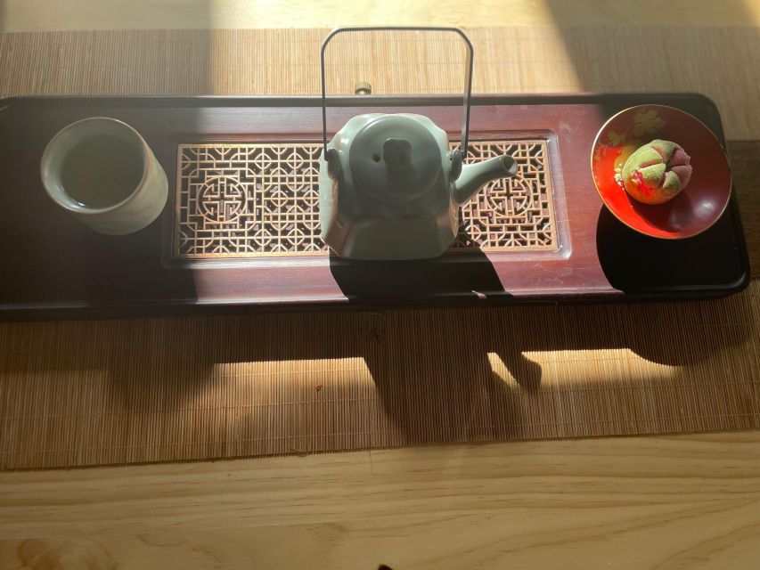 Chinese Tea ceremony in Beijing Hutong courtyard - Finding the Hutong courtyard near the imperial sights