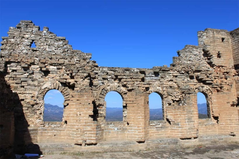 From Beijing: Small Group Hike at Jinshanling Great Wall - Watchtowers, stairways, and changing views