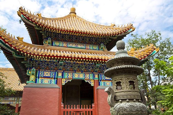 Full-Day Beijing City Tour: Hutongs, Lama Temple and Panda House - Lunch in a traditional hutong home