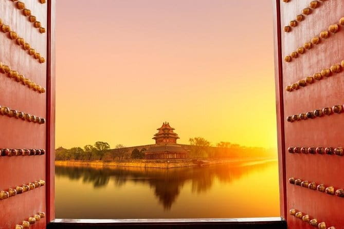 Full Day Guided Exploration of Beijing Badaling Great Wall - Who should book this Badaling day trip?