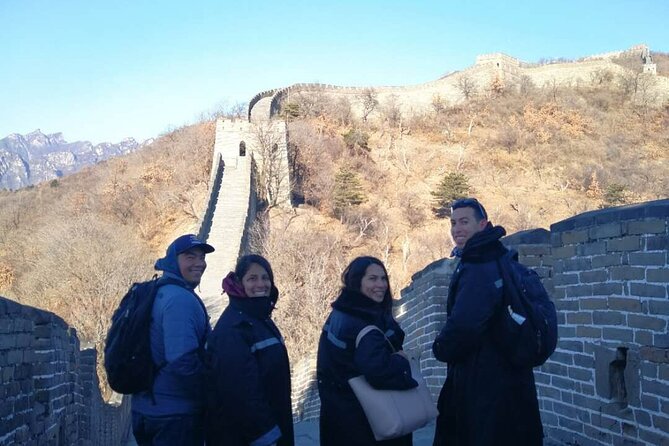 Great Wall With Beijing Capital Airport/Hotel Round-Way Transfer - Key points at a glance