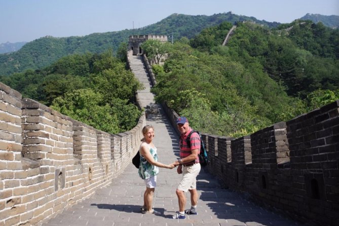 Great Wall with Forbidden City All Inclusive Private Tour - Lunch before the climb at Mutianyu