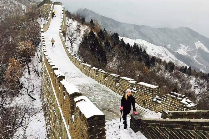 Group Tour to Mutianyu Great Wall - Arriving at the Mutianyu Great Wall