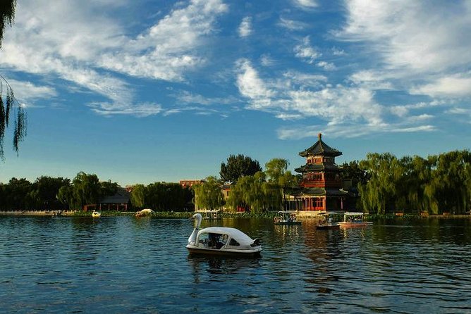 Houhai Hutong Tour: Rickshaw + Prince Gong & Soong Residences - Soong Ching-ling’s former home and a quieter garden