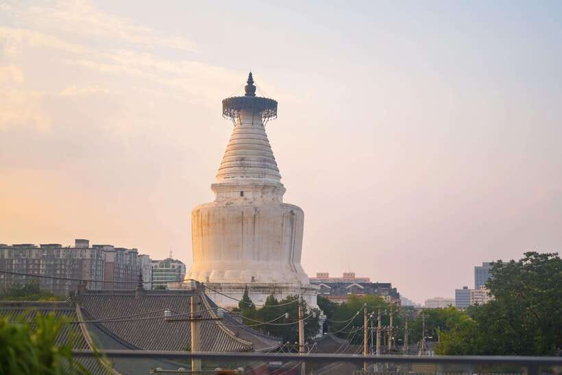 Hutong Walking Tour: Discover Real Beijing without Crowds - Guangji Temple and the city’s religious character