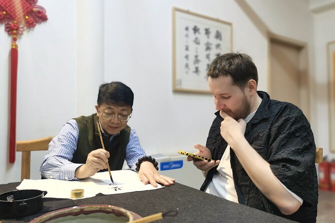 Immerse Yourself:Chinese Calligraphy Experience in Beijing Hutong - The Tools Behind the Writing
