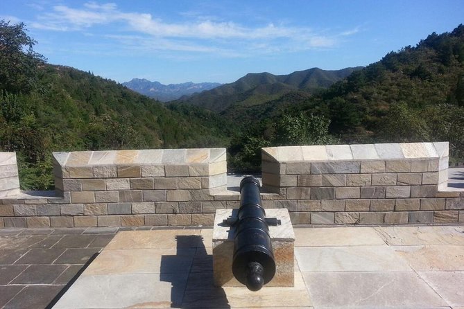 Jinshanling Great Wall Day Trip: Transfer or Guided Service - Transfer-only or guide service?
