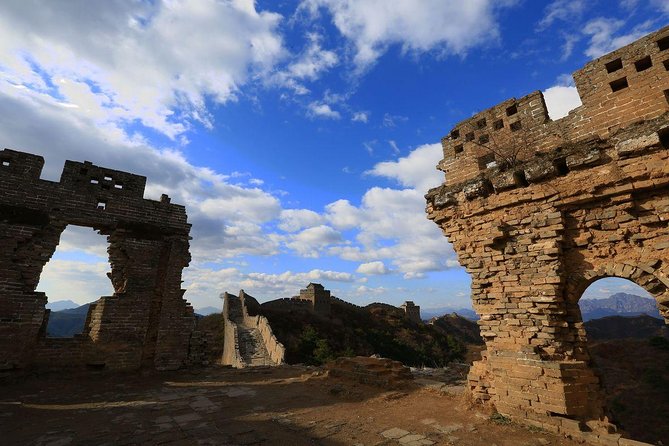 Jinshanling Great Wall Hiking: Guide/Driver Package with Tickets - Watchtowers, mountain views, and better photo conditions
