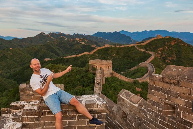 Jinshanlingi Great Wall Private sunset tour - The drive from Beijing and what private transport adds