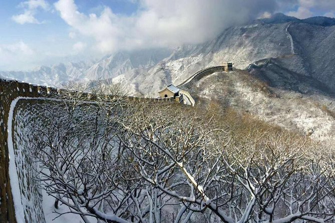 Layover Private Tour to Mutianyu Great Wall from Capital Airport ( PEK) - Walking the Ming Dynasty battlements