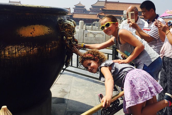 Local's Beijing: Forbidden City Insider Tour +Temple +Duck Feast - What the private vehicle adds