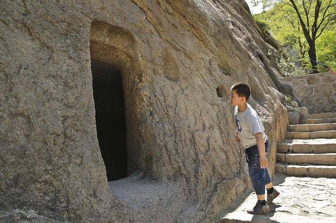 Longqing Gorge and Guyaju Caves Private Day Tour - Leaving Beijing for Yanqing County