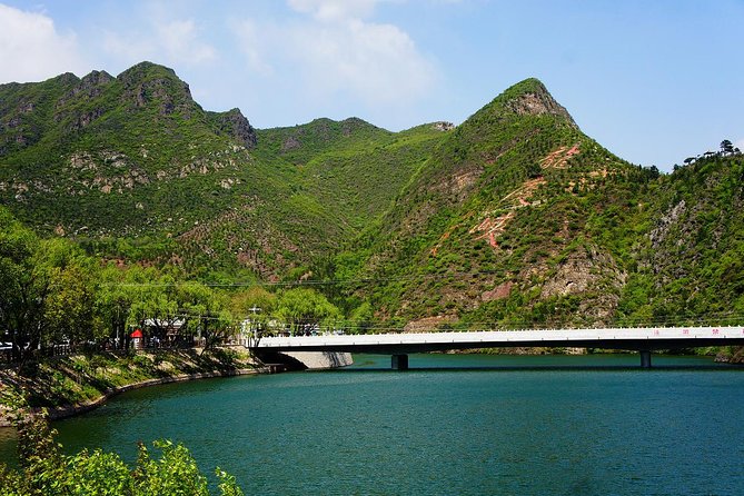 Longqing Gorge Self-Guide Trip with Private English Speaking Driver - Arriving at the 70-meter Longqing Dam