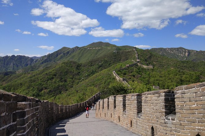 Mini Group: Half-Day Great Wall at Mutianyu Hiking Tour - The 90-minute ride from Beijing