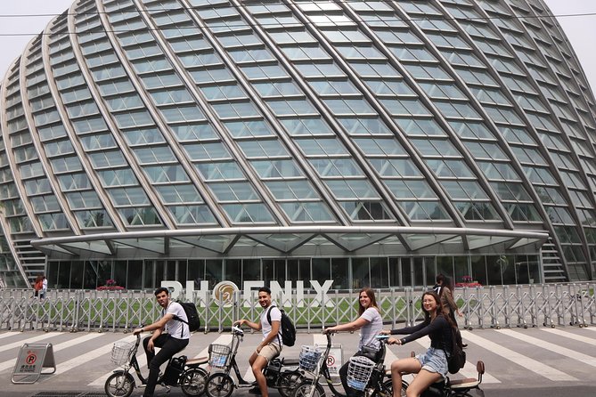 Modern Beijing Discovery by Bike - What riding an e-bike is really like