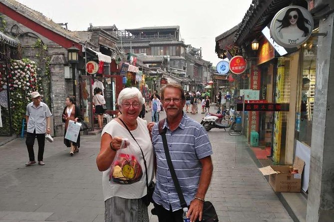 Mutianyu Great Wall & Old Hutong Private Layover Guided Tour - The drive to Mutianyu and what your private car changes