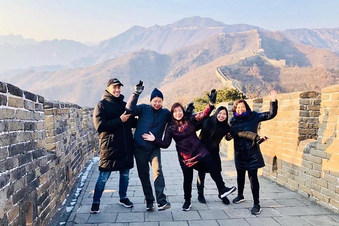Mutianyu Great Wall Private Layover Tour from PEK/PKX Airport - Lunch between the airport and the wall