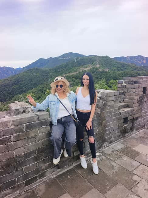 Mutianyu Great Wall Private Tour with English Driver - Cable car up, toboggan down