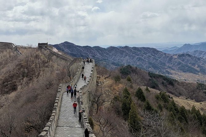 Mutianyu Great Wall Private Trip VIP Fast Track from PEK Airport - Reaching the wall by cable car or lift-chair
