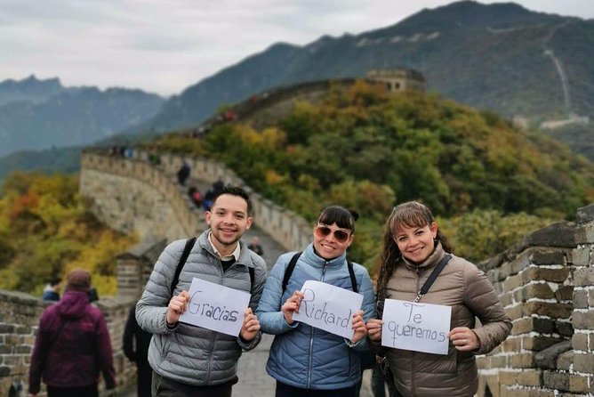Mutianyu Unlocked: Private Spanish-Guided Great Wall Adventure - Taking in the views without a rigid script