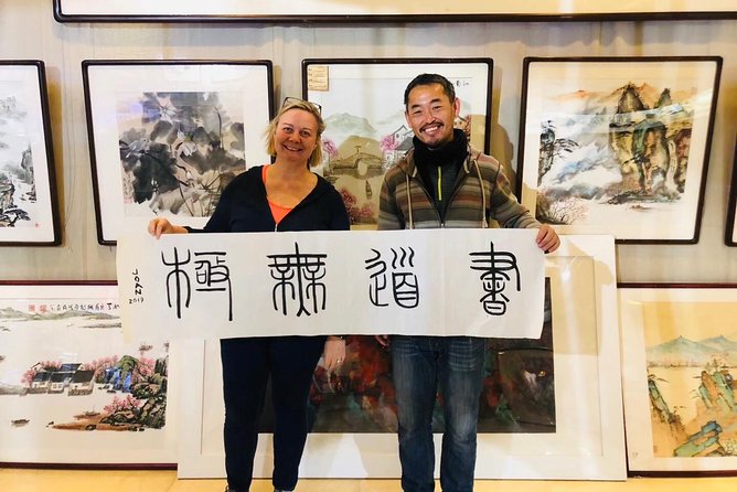 Noon Calligraphy Class - What happens during the calligraphy lesson