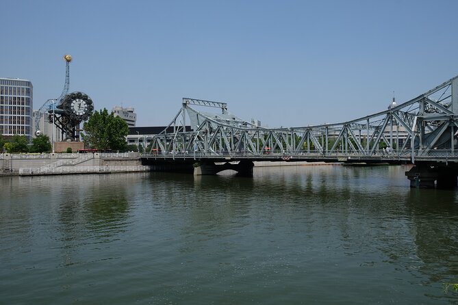 One day tour to downtown Tianjin from Beijing by high speed train - Jiefang North Road and the concession-era city