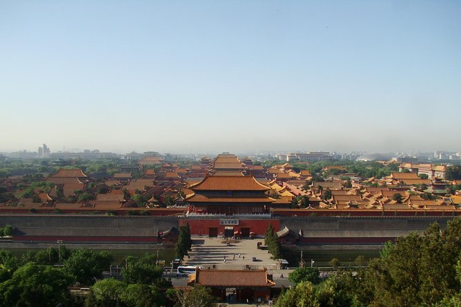 Private All-Inclusive Day Trip to Great Wall, Tian'anmen Square and Forbidden City - The private vehicle and guide make the schedule possible