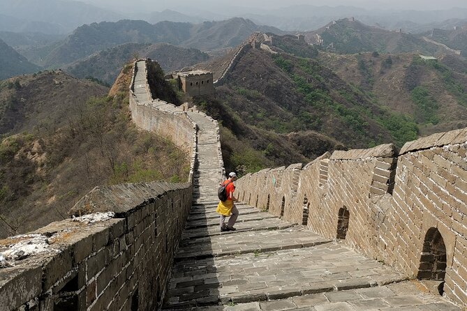 Private All-inclusive Jinshanling Great Wall 1-day tour - Walking 6 km past more than 15 guard towers