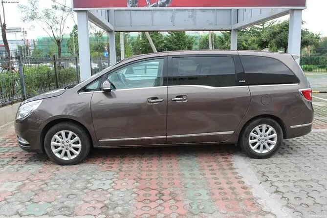 Private Arrival Transfer from Beijing Airport to Hotel - Meeting your driver after immigration