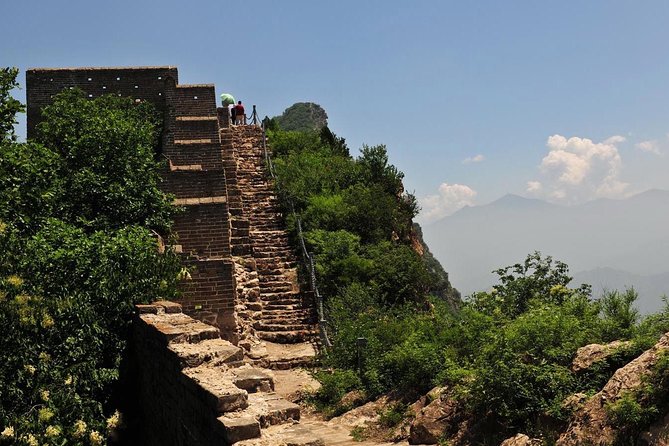 Private Beijing Transfer: Simatai Great Wall and Gubei Water Town - The private ride from Beijing