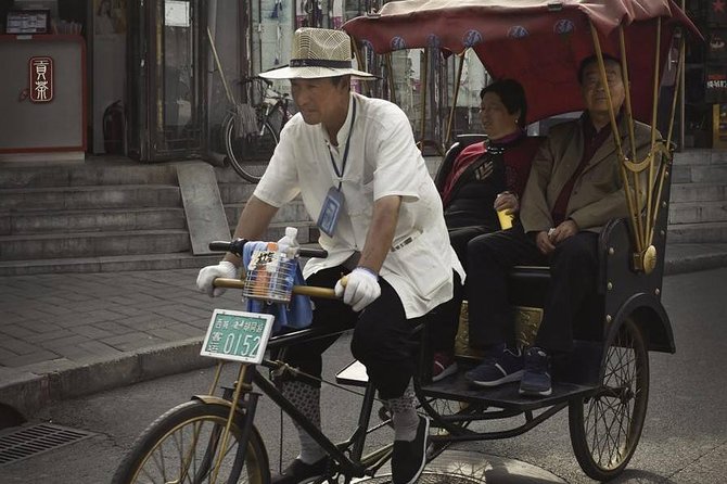 Private Customized Beijing Layover Tour of City Highlights - Picking between downtown Beijing and Mutianyu