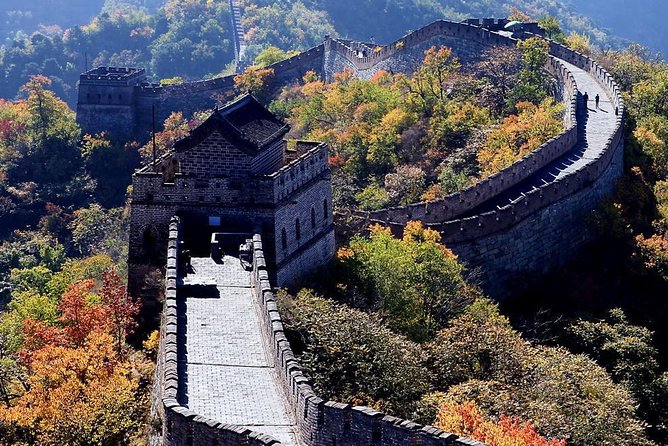 Private Day Tour of Mutianyu/Badaling Great Wall w/VIP Fast Pass - Hotel pickup and the ride to the wall