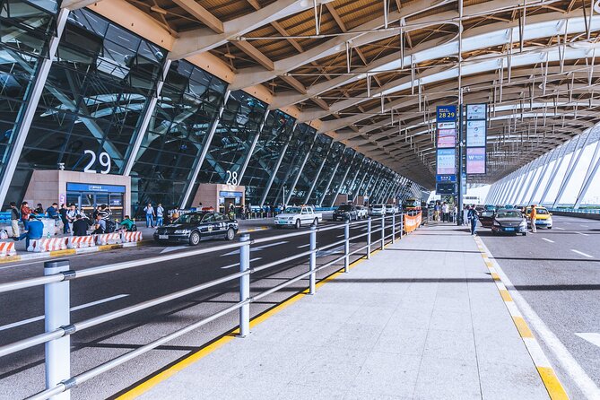 Private Departure Transfer: Hotel to Beijing Airport (PEK/PKX) - Choosing between PEK and PKX