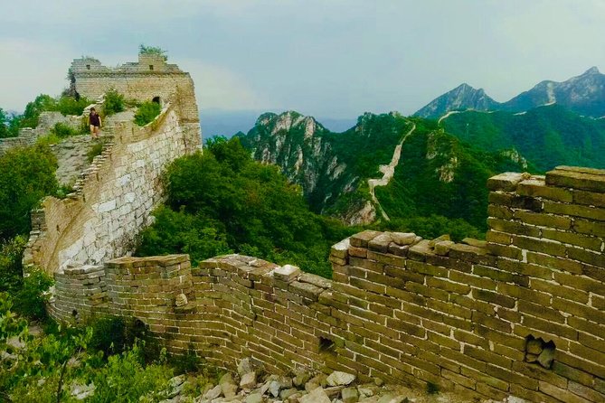 Private Full-Day Great Wall of China Hiking Tour from Jiankou to Mutianyu - The 3 to 4-hour hike across old and restored wall