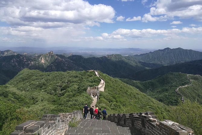Private Half-Day Mutianyu Great Wall Tour including Round Way Cable Car or Toboggan - Who should book this Mutianyu tour