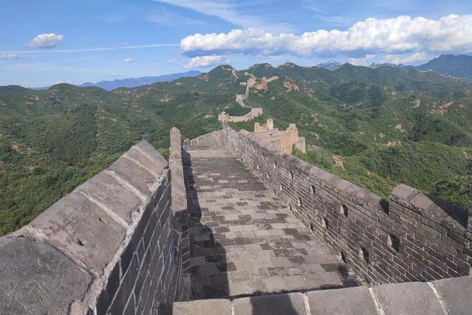 Private Jinshanling Great Wall Hiking Tour - Who should book this Jinshanling day