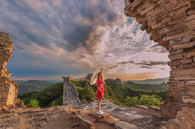 Private Jinshanling relax photo tour by sunset - Weather, food, and simple preparation