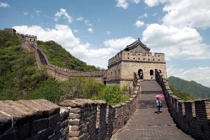 Private Layover Tour to Mutianyu Great Wall from Beijing Airport - Reaching Mutianyu With a VIP Access Pass